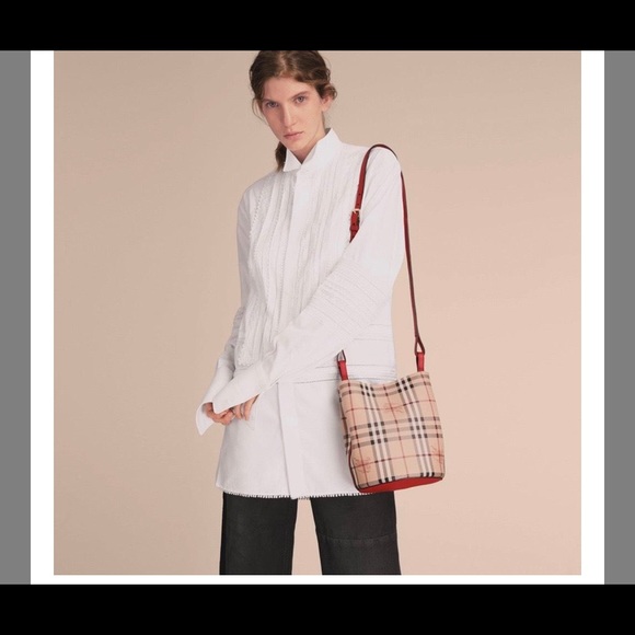 Burberry Bucket Small Lorne Red Leather Cross Body Bag - Picture 2 of 6